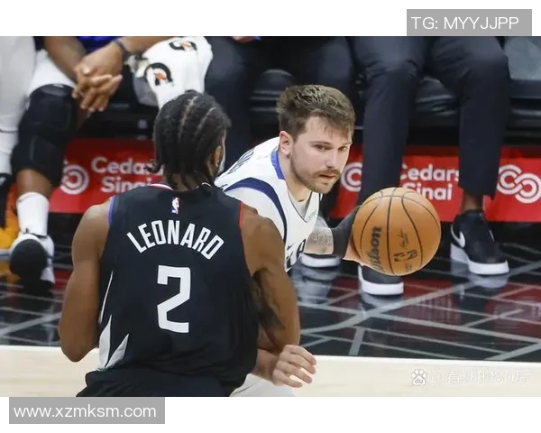 快船与爵士激战四月二十九NBA季后赛精彩对决引人瞩目